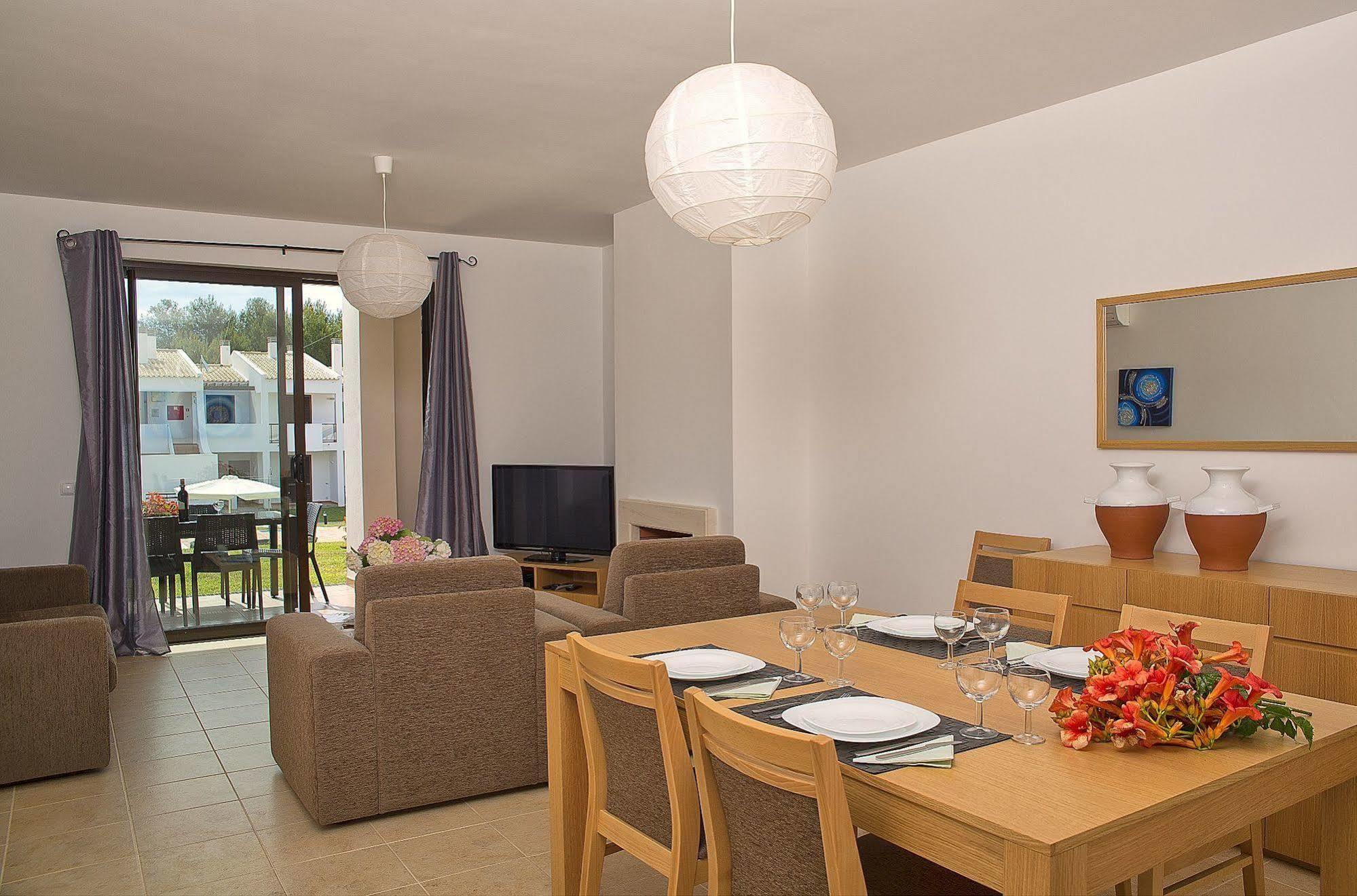 Alto Fairways Aparthotel Алвор Екстериор снимка