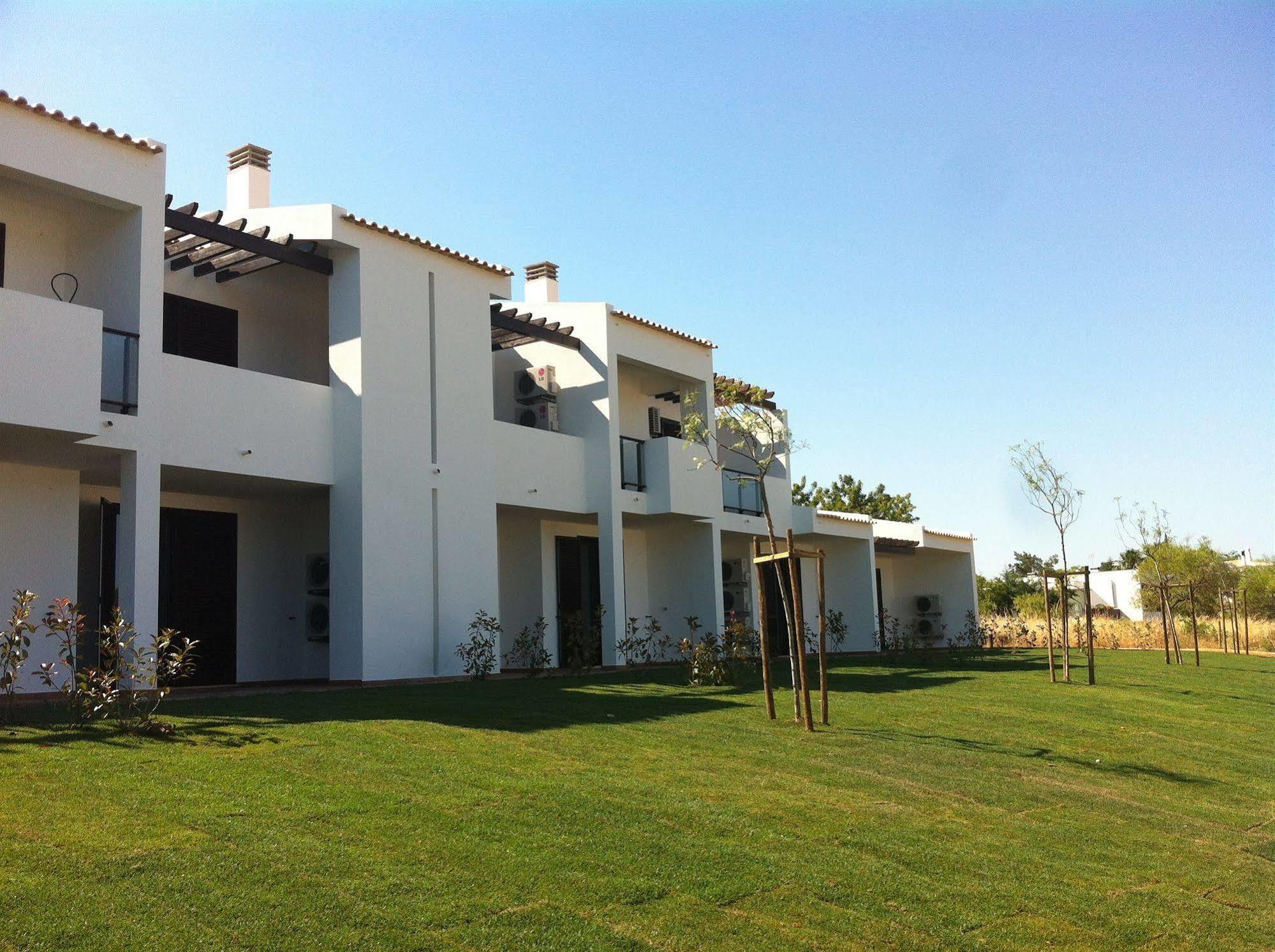 Alto Fairways Aparthotel Алвор Екстериор снимка