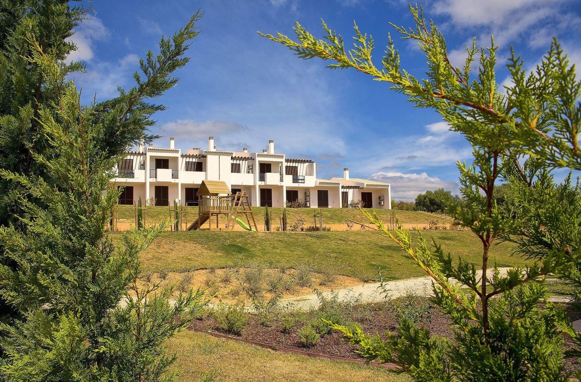 Alto Fairways Aparthotel Алвор Екстериор снимка